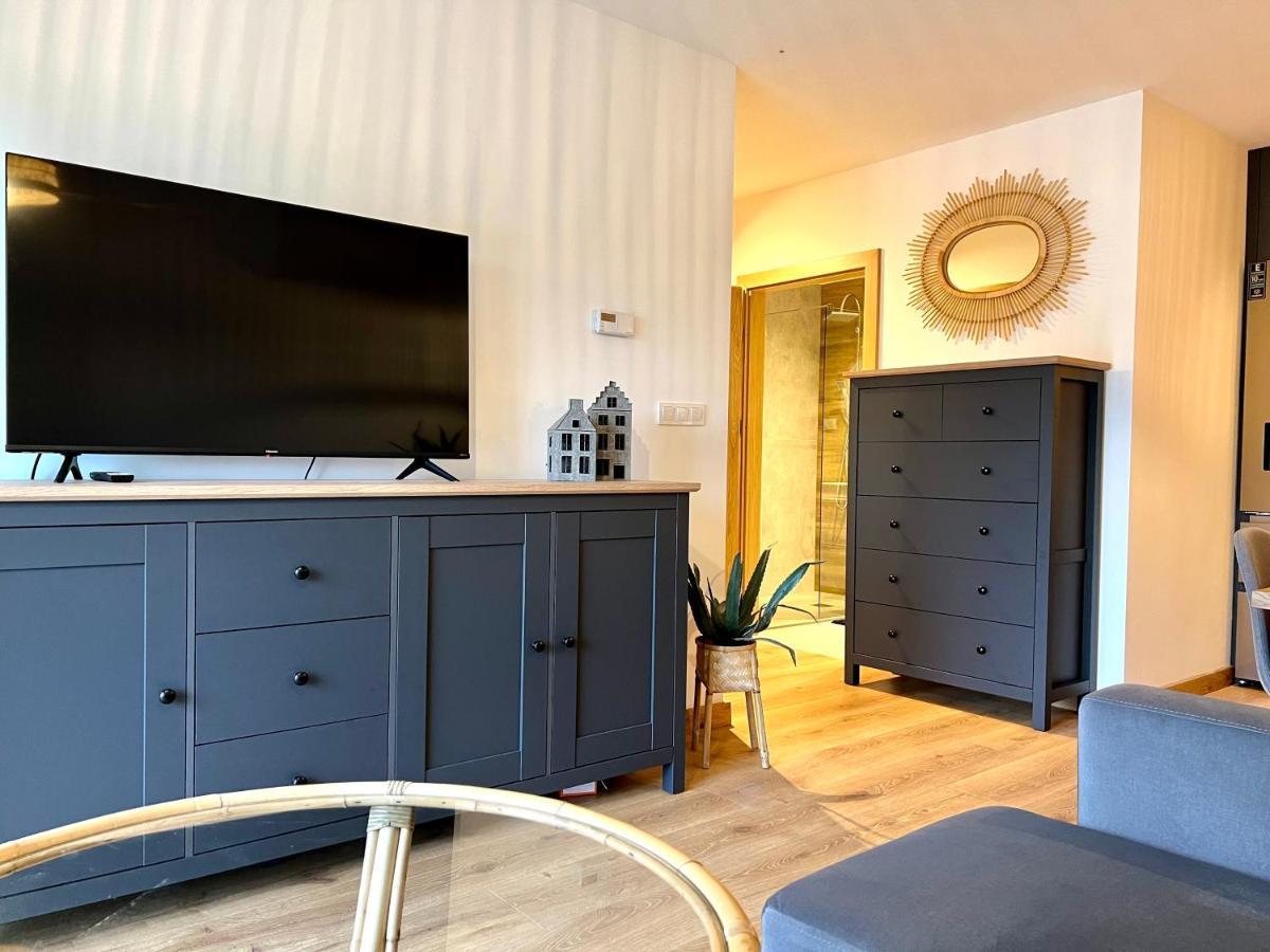 Apartament 32 Rowery, Spacery W Dolinie Baryczy - 5D Apartamenty Milicz Buitenkant foto